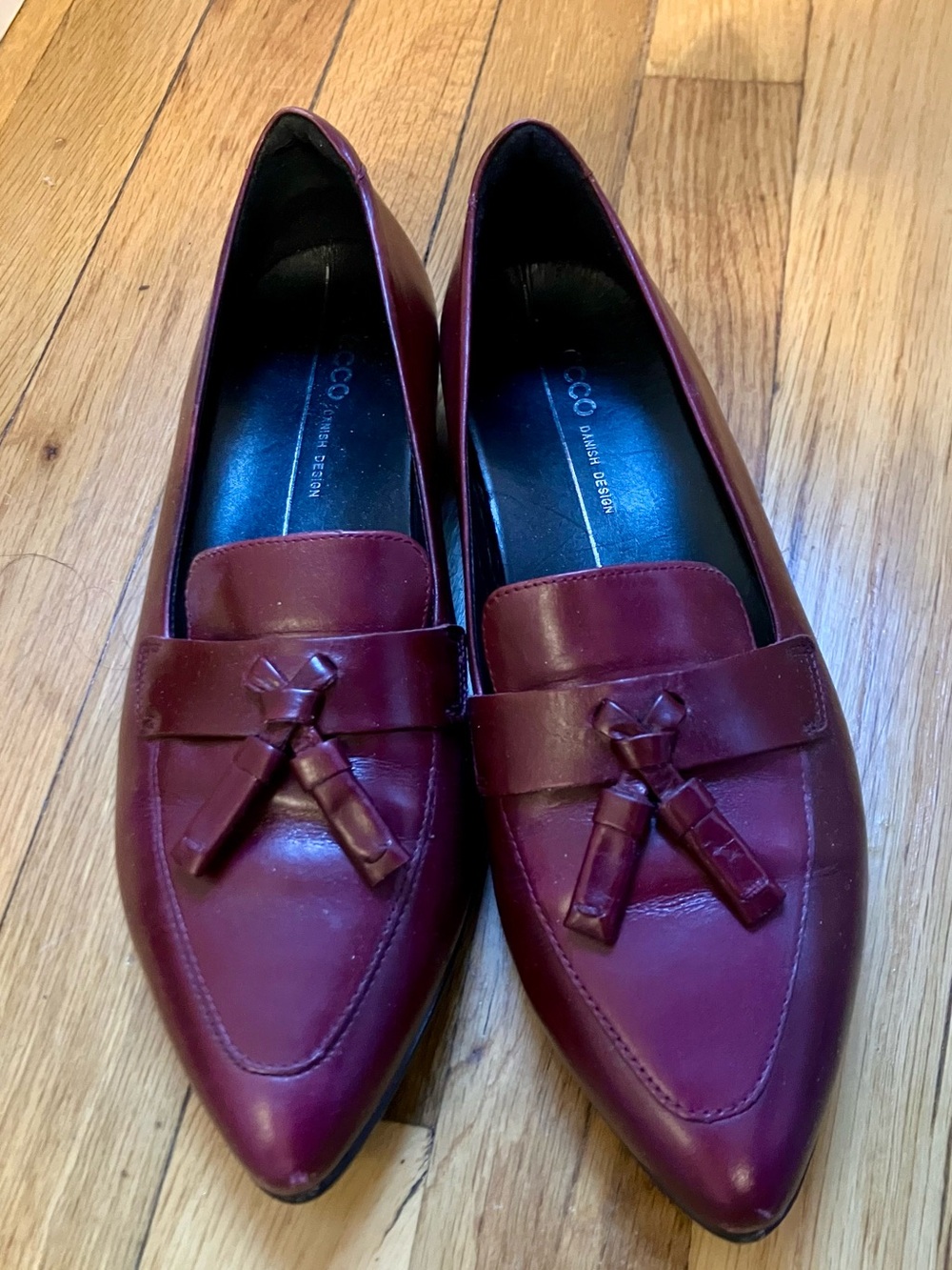 Ecco Shape Pointy Tassel Ballerina Loafer Flat 38 (7-7.5)